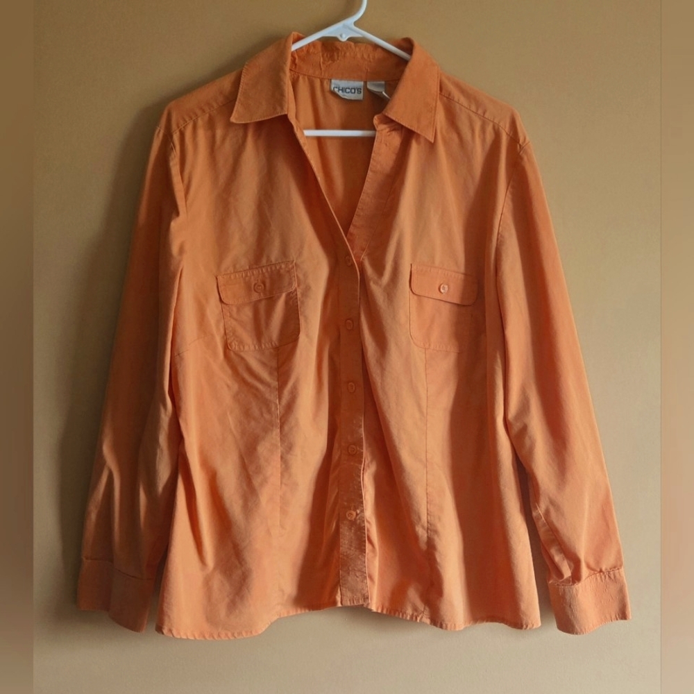 Chico's button-down top PTP=23"